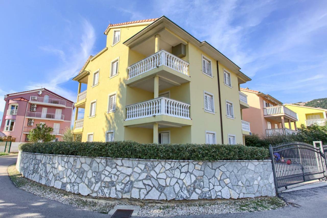 Baska Point Appartement Buitenkant foto